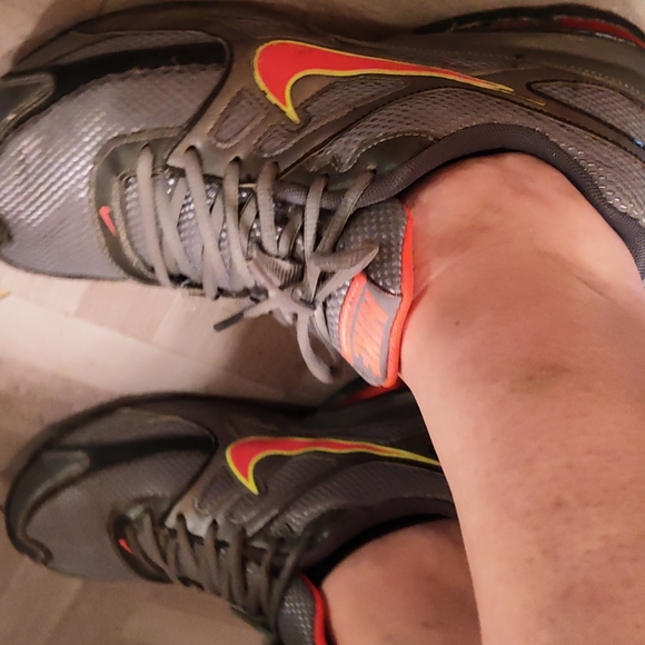 Women's Nike reax run dominate us shoes size 9 - Picture 3 of 17